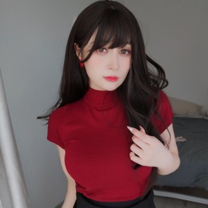 白银81性感吊带黑丝丰满微胖美女cosplayJK高跟写真